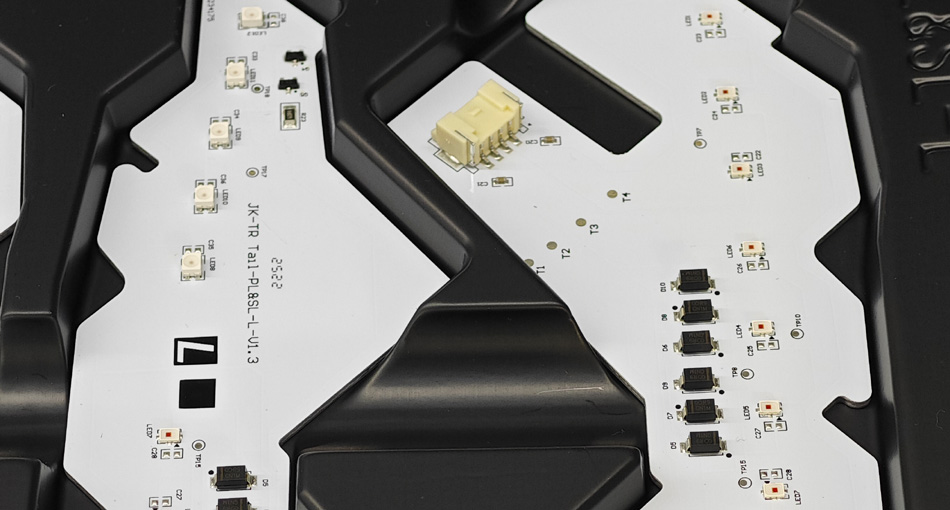 PCBA Fabriketarako Kostuen Kontrola eta Epe Luzerako Lankidetza Estrategiak eztabaidatzea