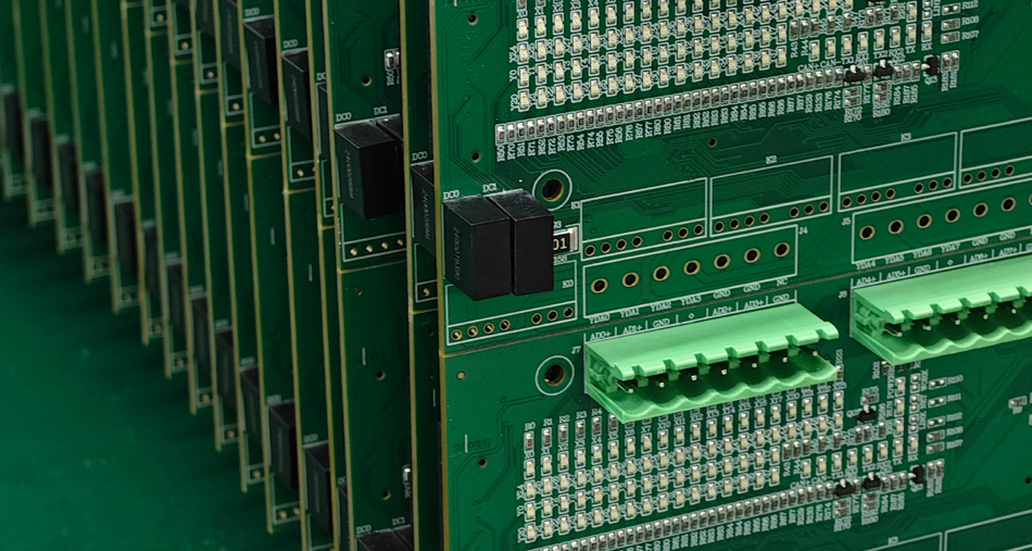 Nola lortu irabazi-irabazi bat kostuaren eta kalitatearen artean PCBA fabrikazioan?