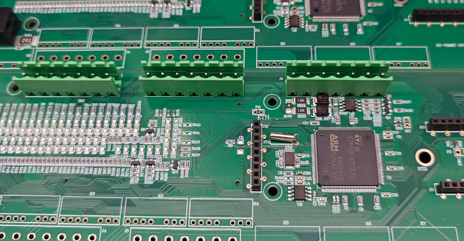 Nola bete ditzakete PCBA lantegiek presazko aginduen erronkei?