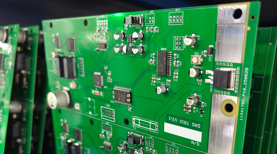 Nola hobetu dezakete PCBA lantegiek produktuen lehiakortasuna SMT prozesu aurreratuen bidez?